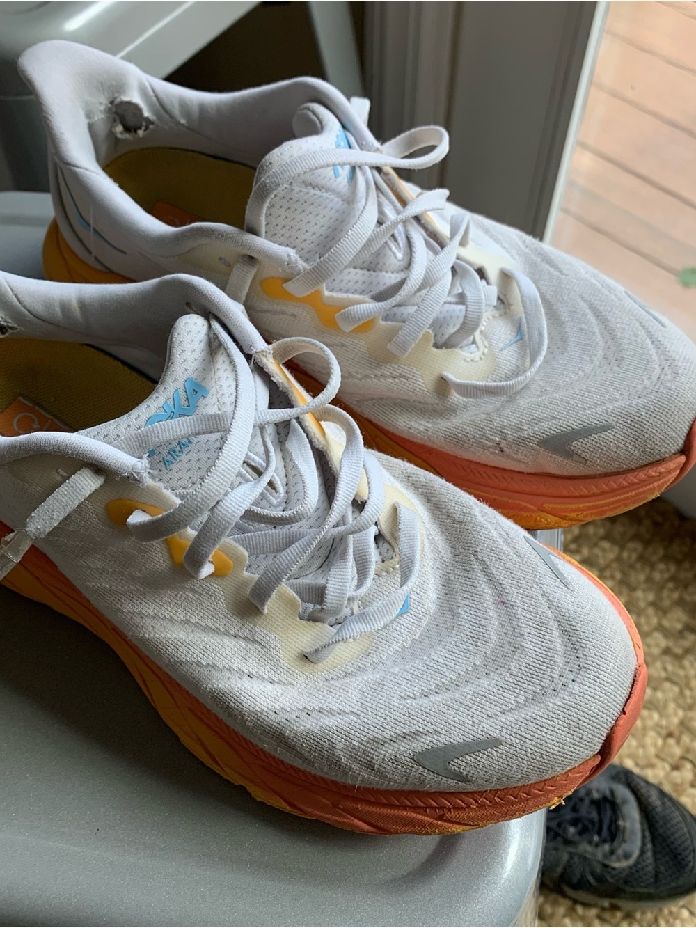 Hoka Arahi 7 Athletic Running Shoes Fair Condition